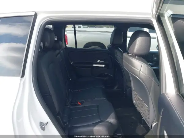 WDC4M4GB8LW007942 2020 MERCEDES-BENZ GLB - Image 8