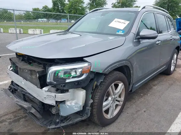 WDC4M4HB3LW005563 2020 MERCEDES-BENZ GLB - Image 2
