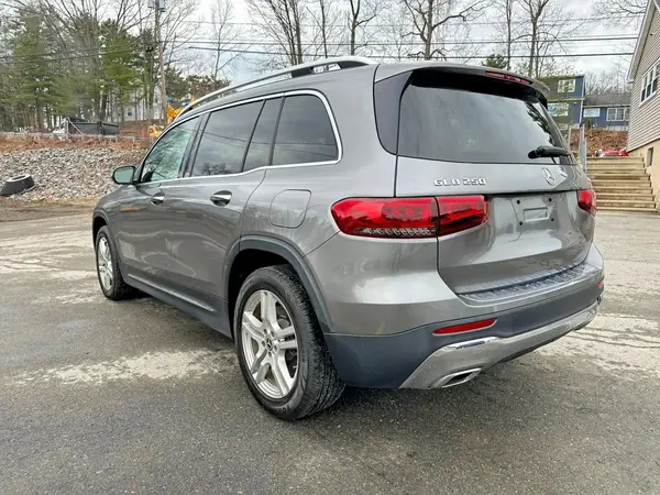 WDC4M4HB4LW011100 2020 MERCEDES-BENZ GLB - Image 2