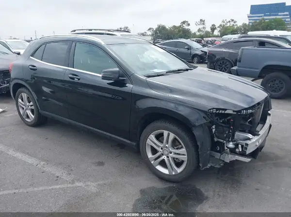 WDCTG4EB0GJ194490 2016 MERCEDES-BENZ GLA-KLASSE - Image 1