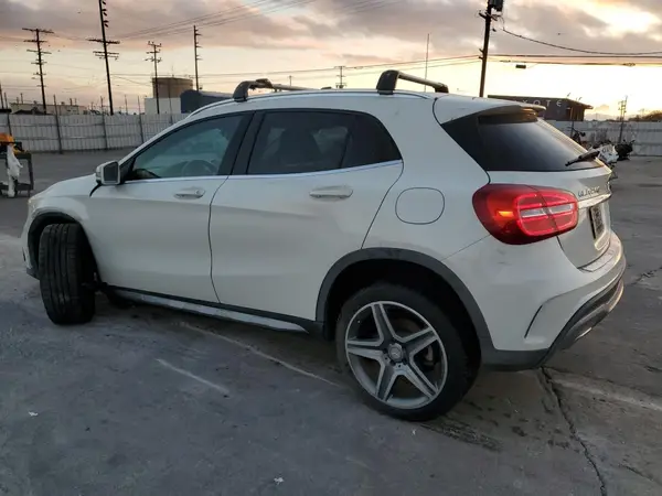 WDCTG4EB0GJ230484 2016 MERCEDES-BENZ GLA-KLASSE - Image 2