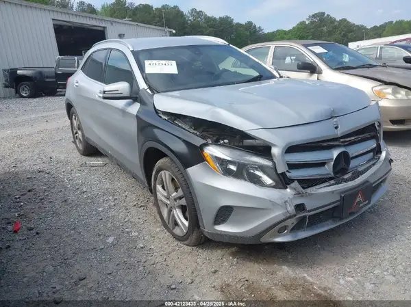 WDCTG4EB0GJ262335 2016 MERCEDES-BENZ GLA-KLASSE - Image 1