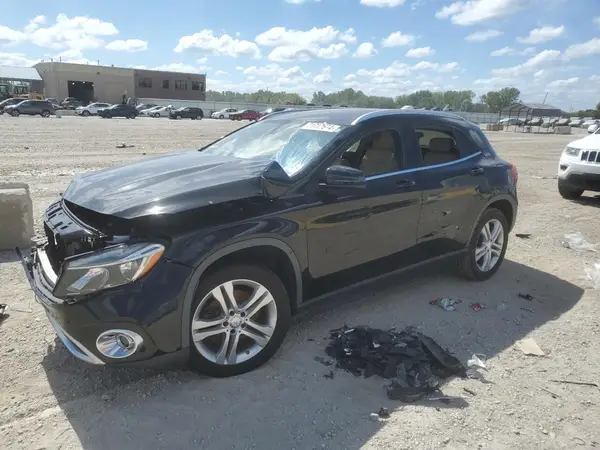 WDCTG4EB0JJ371675 2018 MERCEDES-BENZ GLA-KLASSE - Image 1
