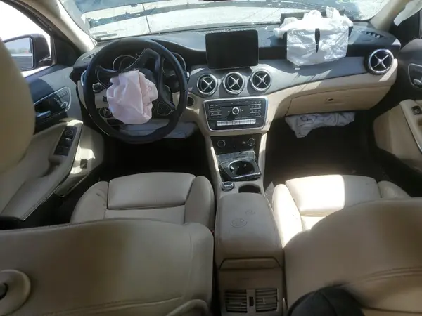 WDCTG4EB0JJ371675 2018 MERCEDES-BENZ GLA-KLASSE - Image 8
