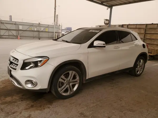 WDCTG4EB0JJ411754 2018 MERCEDES-BENZ GLA-KLASSE - Image 1