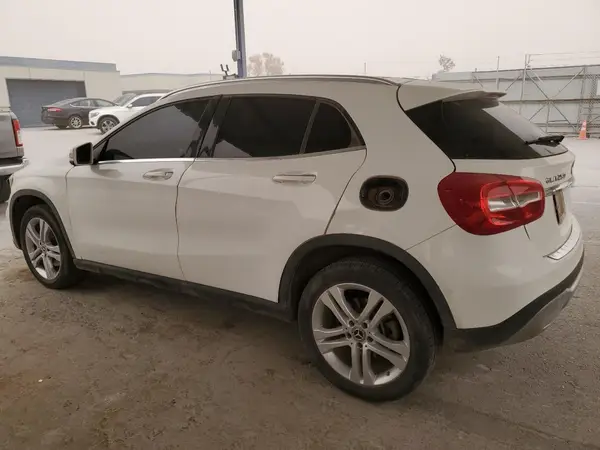 WDCTG4EB0JJ411754 2018 MERCEDES-BENZ GLA-KLASSE - Image 2