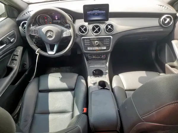 WDCTG4EB0JJ482632 2018 MERCEDES-BENZ GLA-KLASSE - Image 8