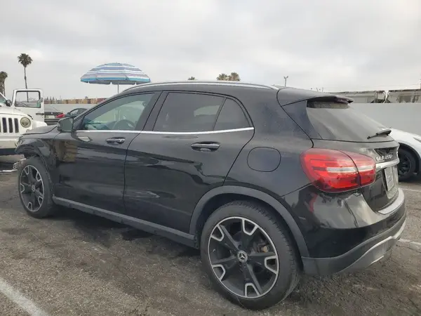 WDCTG4EB0JJ488060 2018 MERCEDES-BENZ GLA-KLASSE - Image 2