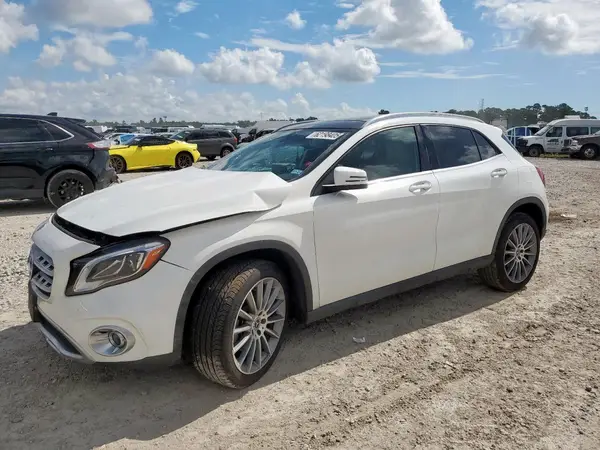 WDCTG4EB0JJ520716 2018 MERCEDES-BENZ GLA-KLASSE - Image 1