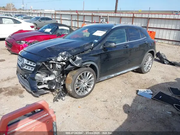 WDCTG4EB0KJ553071 2019 MERCEDES-BENZ GLA-KLASSE - Image 2