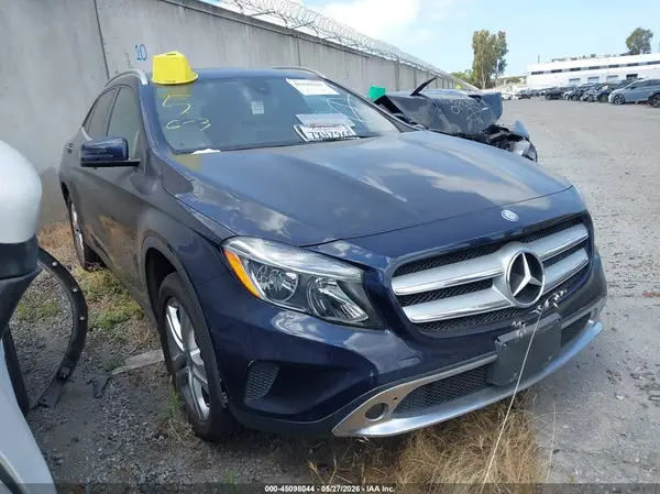 WDCTG4EB1HJ305713 2017 MERCEDES-BENZ GLA-KLASSE - Image 1