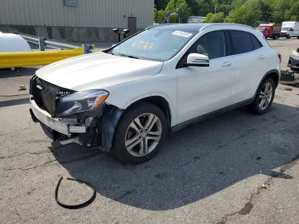 WDCTG4EB1HJ321586 2017 MERCEDES-BENZ GLA-KLASSE - Image 1