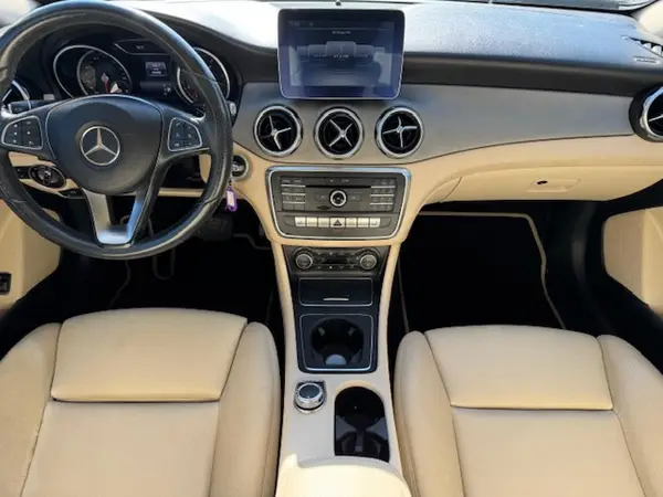 WDCTG4EB1JJ368218 2018 MERCEDES-BENZ GLA-KLASSE - Image 8