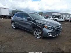 WDCTG4EB1JJ394432 2018 MERCEDES-BENZ GLA-KLASSE