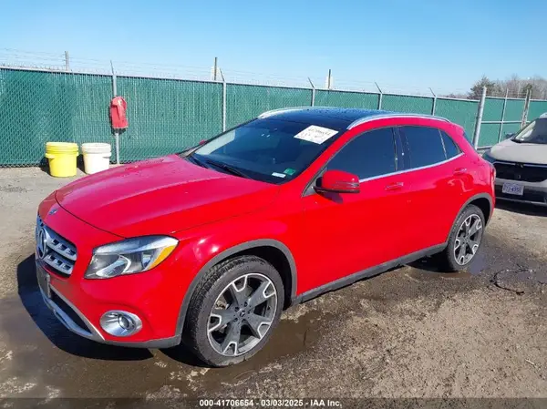 WDCTG4EB1JJ453883 2018 MERCEDES-BENZ GLA-KLASSE - Image 2