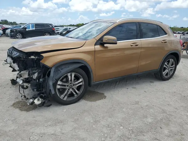 WDCTG4EB1JJ477410 2018 MERCEDES-BENZ GLA-KLASSE - Image 1