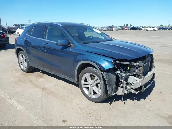 WDCTG4EB1KJ610619 2019 MERCEDES-BENZ GLA-KLASSE - Image 1