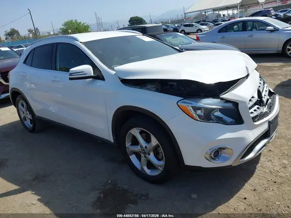 WDCTG4EB1KU018216 2019 MERCEDES-BENZ GLA-KLASSE - Image 1