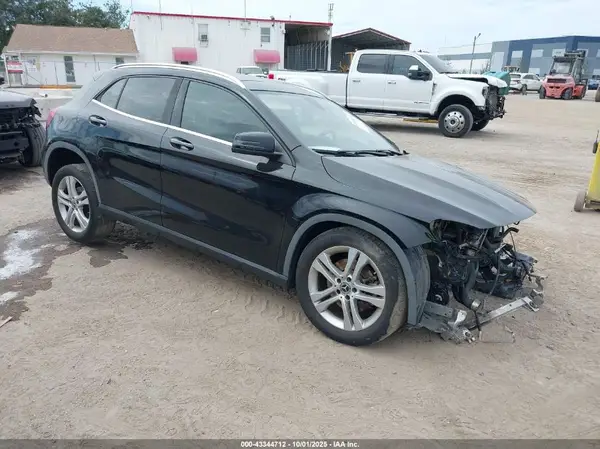 WDCTG4EB1LU021246 2020 MERCEDES-BENZ GLA-KLASSE - Image 1