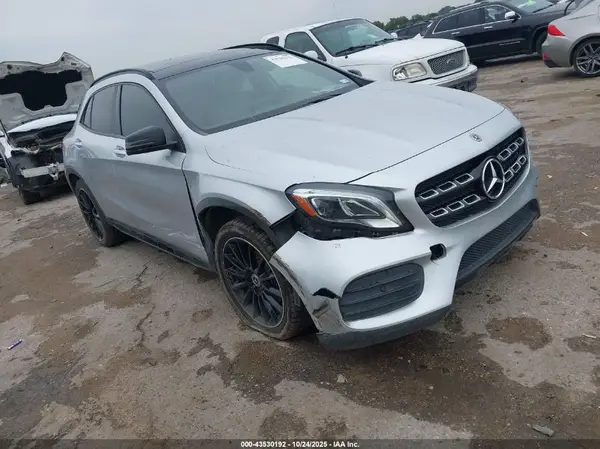 WDCTG4EB1LU025197 2020 MERCEDES-BENZ GLA-KLASSE - Image 1