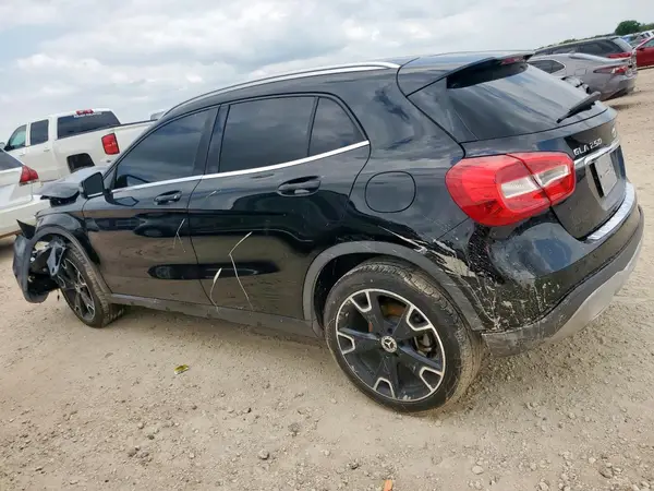 WDCTG4EB1LU028228 2020 MERCEDES-BENZ GLA-KLASSE - Image 2