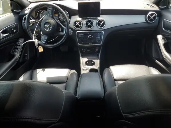WDCTG4EB2GJ233600 2016 MERCEDES-BENZ GLA-KLASSE - Image 8