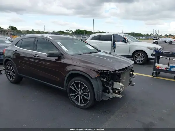 WDCTG4EB2HJ296312 2017 MERCEDES-BENZ GLA-KLASSE - Image 1