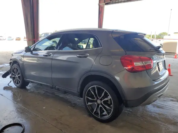 WDCTG4EB2HJ307129 2017 MERCEDES-BENZ GLA-KLASSE - Image 2