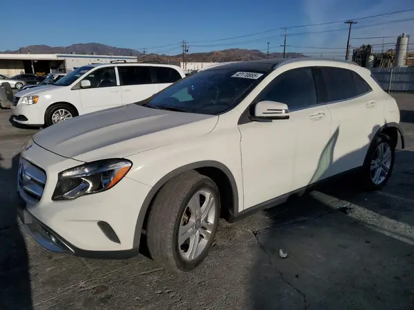 WDCTG4EB2HJ320513 2017 MERCEDES-BENZ GLA-KLASSE - Image 1