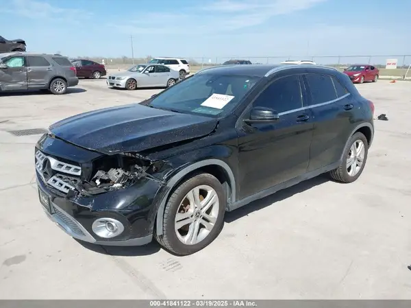 WDCTG4EB2JJ392706 2018 MERCEDES-BENZ GLA-KLASSE - Image 2
