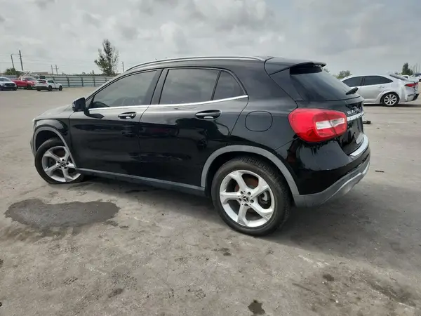 WDCTG4EB2JJ394133 2018 MERCEDES-BENZ GLA-KLASSE - Image 2