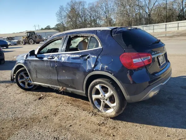 WDCTG4EB2JJ437482 2018 MERCEDES-BENZ GLA-KLASSE - Image 2