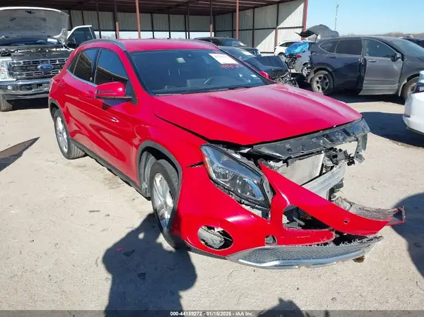 WDCTG4EB2JJ468182 2018 MERCEDES-BENZ GLA-KLASSE - Image 1