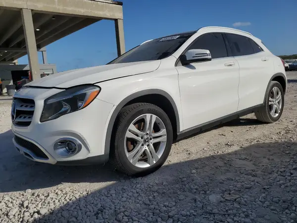 WDCTG4EB2JJ502198 2018 MERCEDES-BENZ GLA-KLASSE - Image 1
