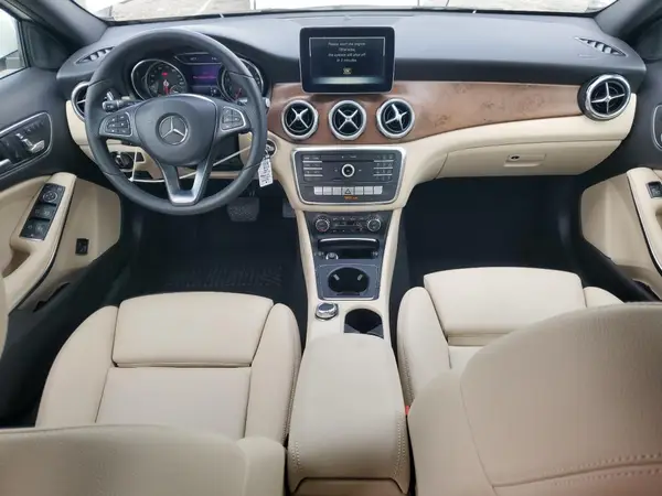 WDCTG4EB2JJ521723 2018 MERCEDES-BENZ GLA-KLASSE - Image 8