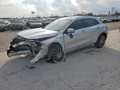 WDCTG4EB2KU013817 2019 MERCEDES-BENZ GLA-KLASSE
