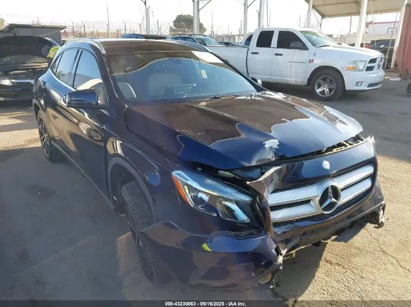 WDCTG4EB3HJ301243 2017 MERCEDES-BENZ GLA-KLASSE - Image 1