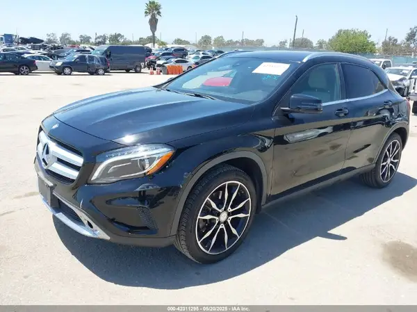 WDCTG4EB3HJ323288 2017 MERCEDES-BENZ GLA-KLASSE - Image 2