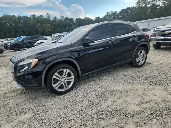 WDCTG4EB3HJ358865 2017 MERCEDES-BENZ GLA-KLASSE - Image 1