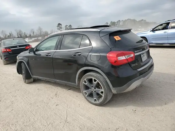 WDCTG4EB3JJ385344 2018 MERCEDES-BENZ GLA-KLASSE - Image 2