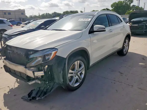 WDCTG4EB3JJ436437 2018 MERCEDES-BENZ GLA-KLASSE - Image 1