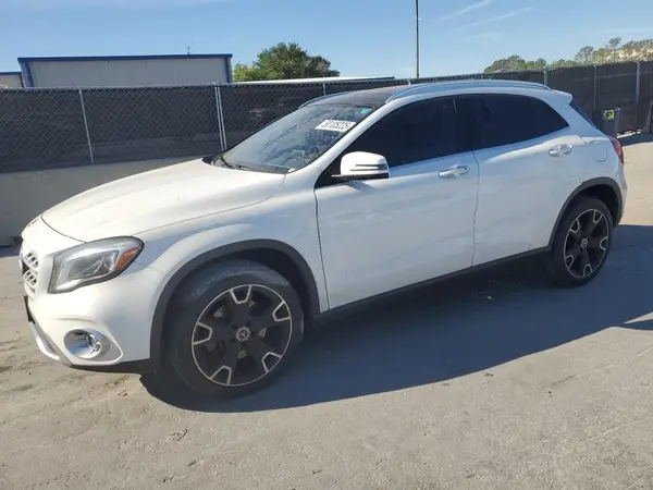 WDCTG4EB3KJ554246 2019 MERCEDES-BENZ GLA-KLASSE - Image 1