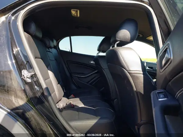 WDCTG4EB3KU010442 2019 MERCEDES-BENZ GLA-KLASSE - Image 8