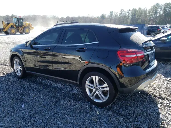 WDCTG4EB3KU012076 2019 MERCEDES-BENZ GLA-KLASSE - Image 2