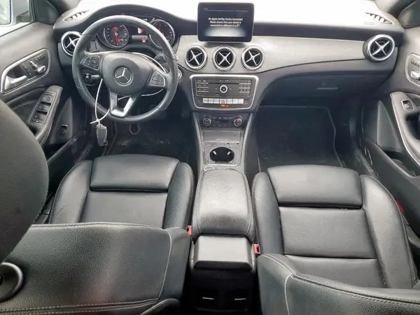 WDCTG4EB3LJ658737 2020 MERCEDES-BENZ GLA-KLASSE - Image 8