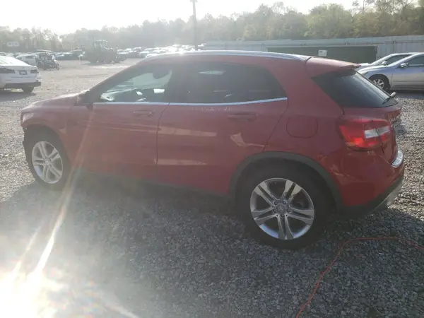 WDCTG4EB4GJ202929 2016 MERCEDES-BENZ GLA-KLASSE - Image 2