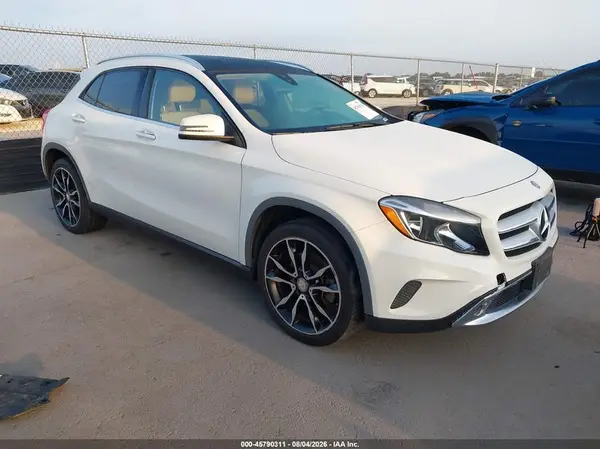 WDCTG4EB4GJ235994 2016 MERCEDES-BENZ GLA-KLASSE - Image 1