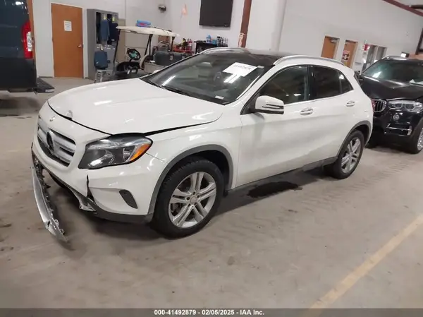 WDCTG4EB4GJ245960 2016 MERCEDES-BENZ GLA-KLASSE - Image 2