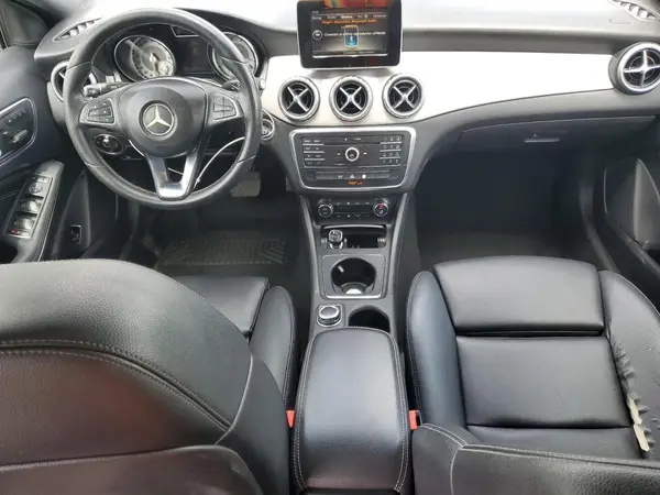 WDCTG4EB4HJ288826 2017 MERCEDES-BENZ GLA-KLASSE - Image 8