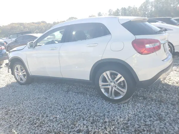 WDCTG4EB4HJ341623 2017 MERCEDES-BENZ GLA-KLASSE - Image 2